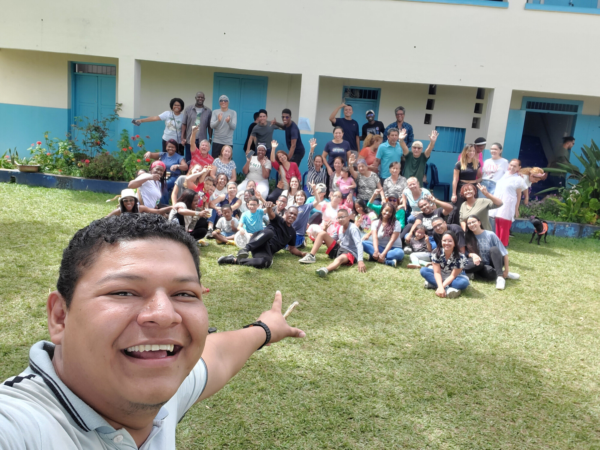 Hector “Ramon” Calix Dueñas, 2023-2024 YAMEN* participant, joined members of the Jesus Christ Light and Life Mission Church of Cali, Colombia, in their camp in La Cumbre. He was invited to share